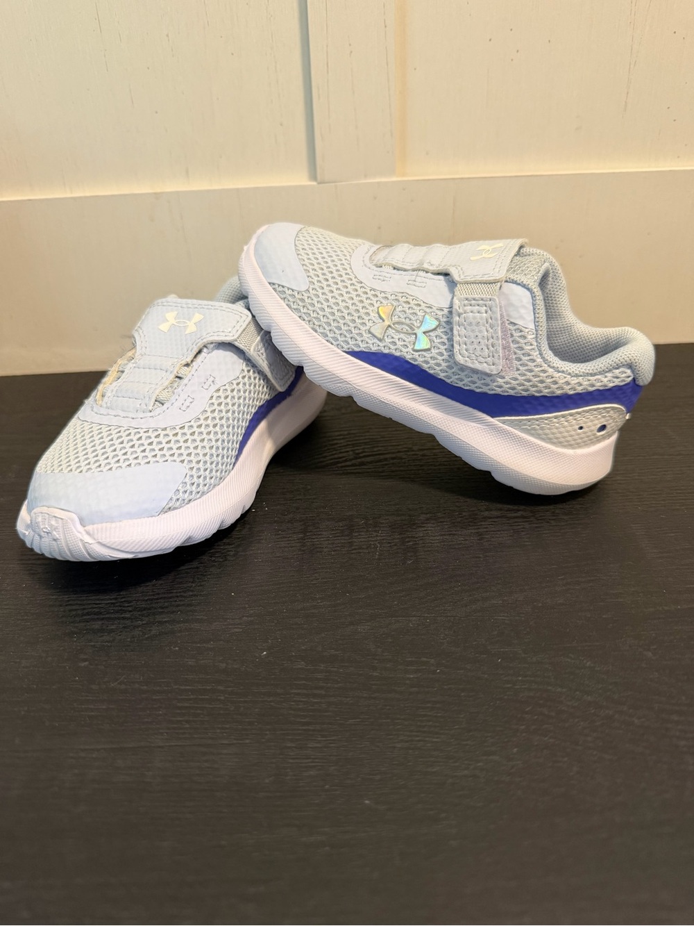 Under Armour Kids Light Blue Hook-and-Loop Sneakers